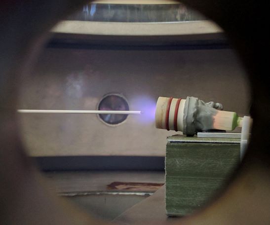 Argon plasma source in vacuum chamber